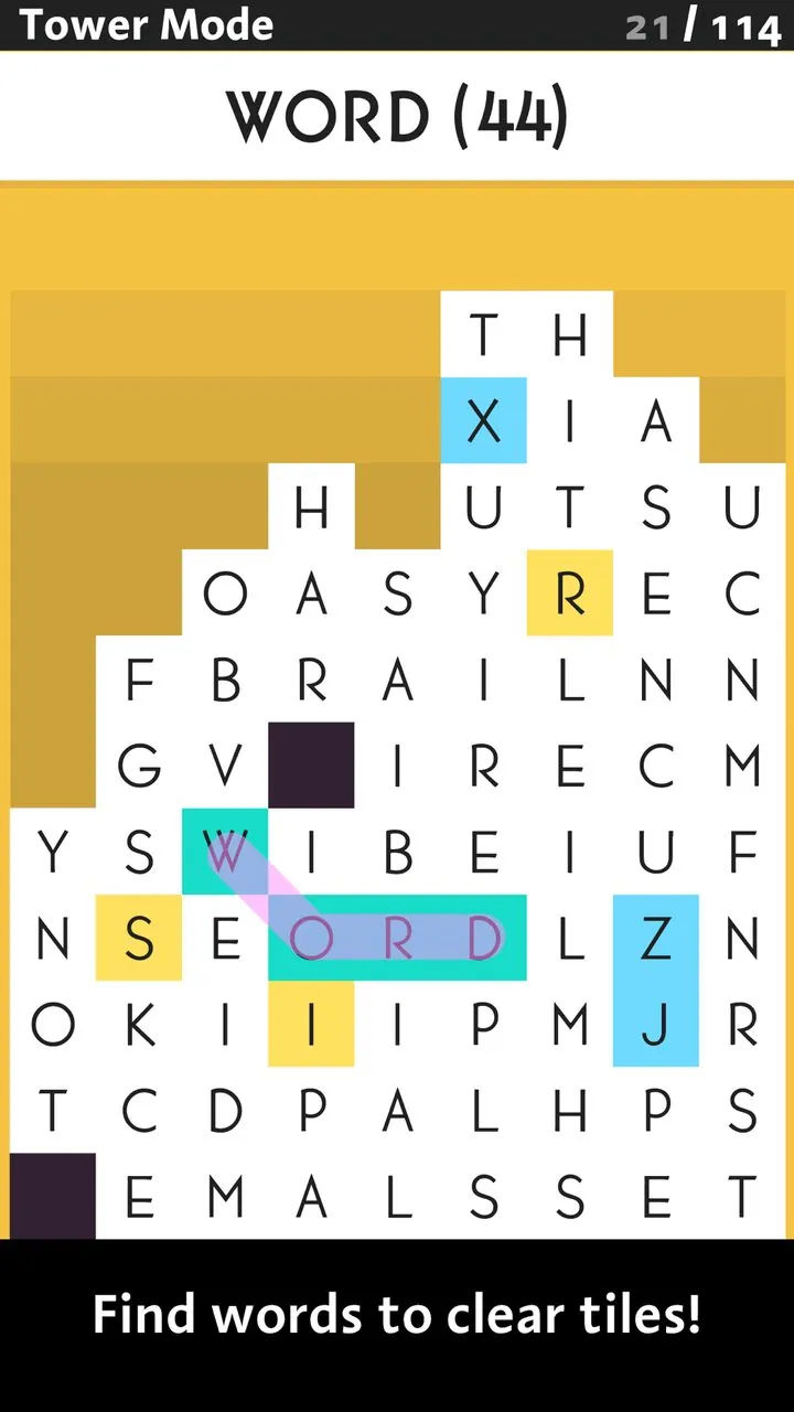 Schermata di SpellTower: torre di lettere con una parola selezionata a serpentina